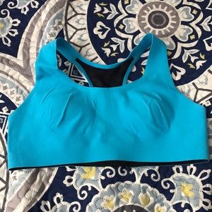 Lululemon Racerback Sportsbra -36C
